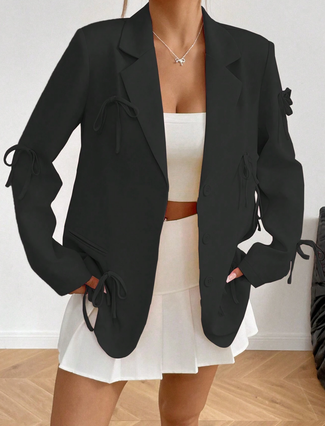 Blazer à nœuds décoratifs