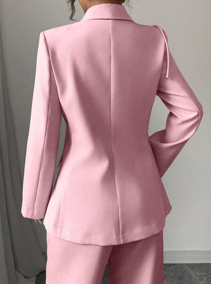 Veste de costume fleurie à détails bijoux